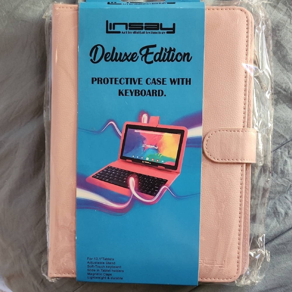 Brand NEW-Deluxe Edition Pink Tablet Case with Keyboard
